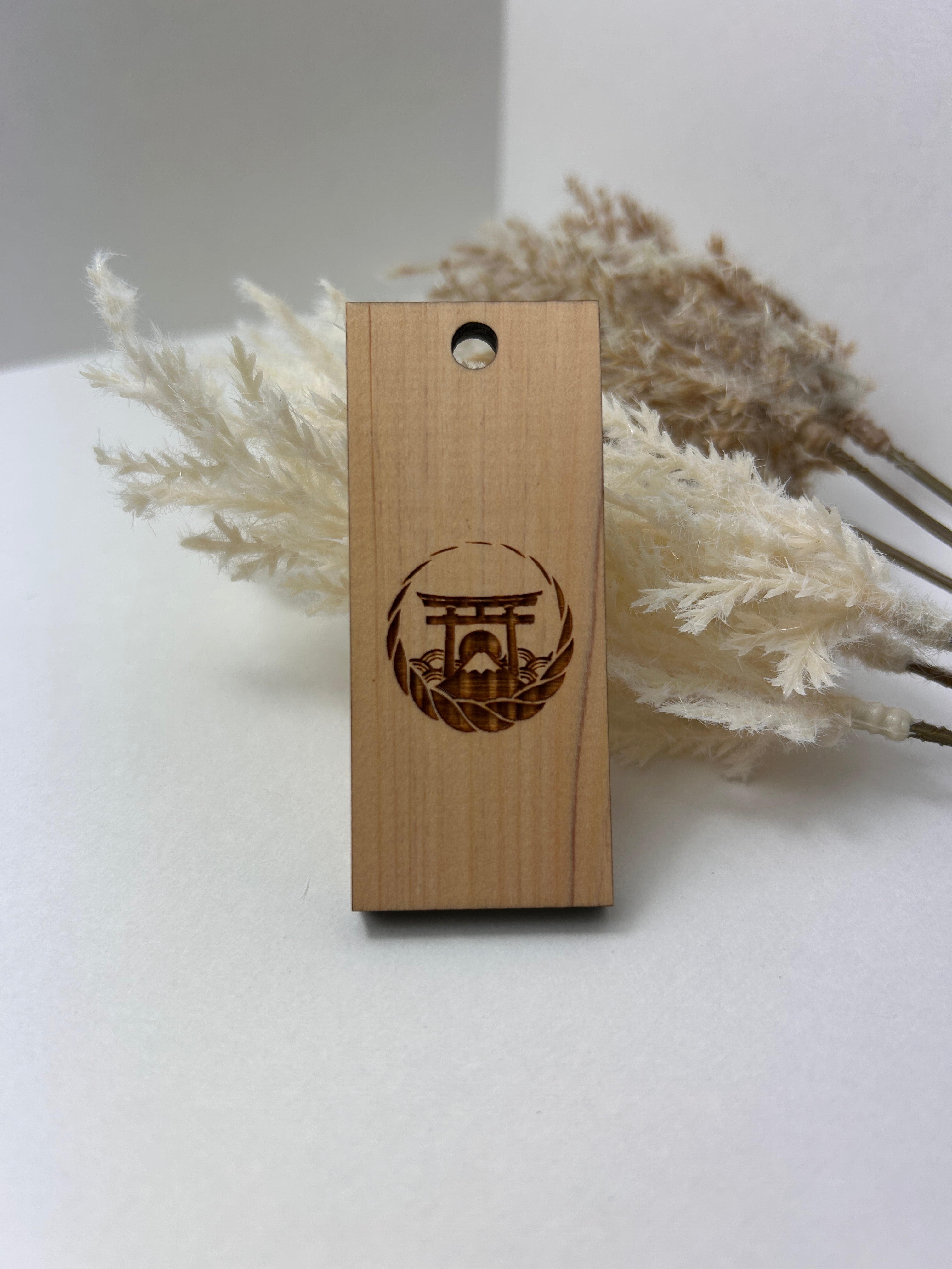 Original color Kanji name wooden tag (NAMI)